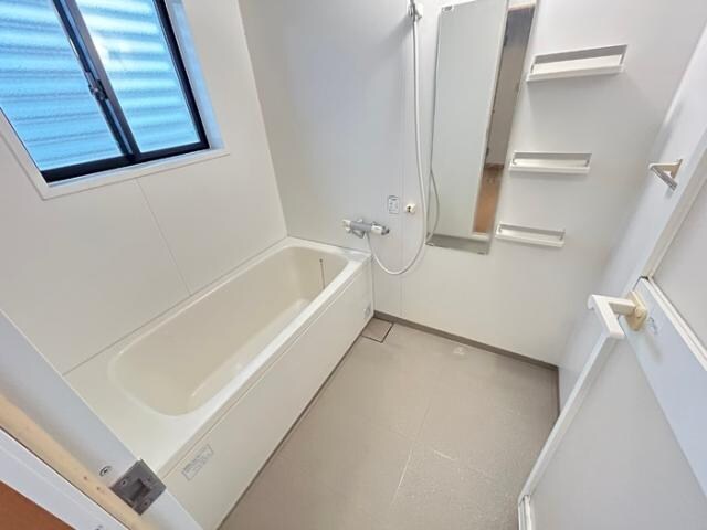 イーストヒルズ Ⅱ棟の物件内観写真