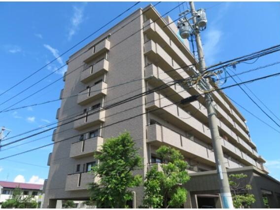 サーバス旗ヶ崎　の物件外観写真