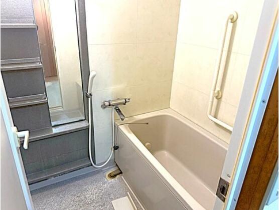 サーバス旗ヶ崎　の物件内観写真