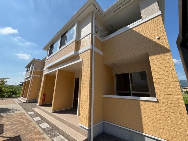 グランノワールの物件外観写真