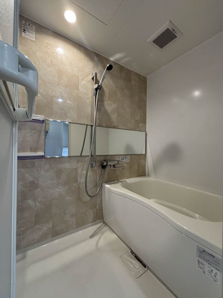 エスパディ B棟の物件内観写真