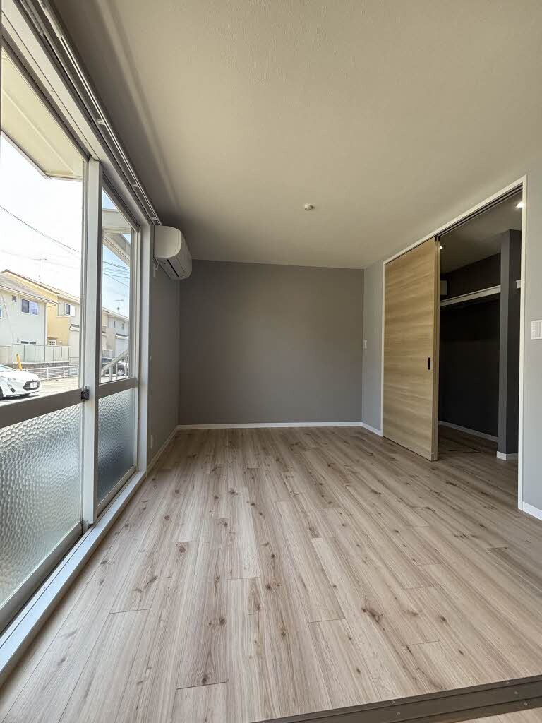 エスパディ B棟の物件内観写真