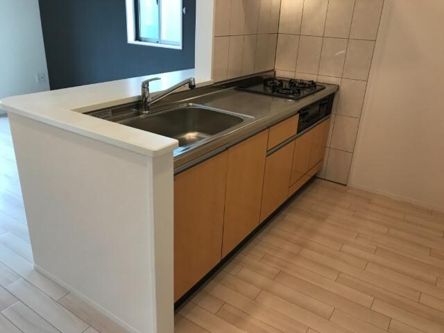 フルール・ド・スリジェの物件内観写真