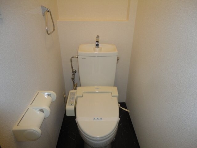 ナオティーフォーの物件内観写真