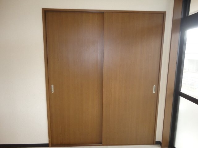 ナオティーフォーの物件内観写真