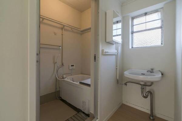 ビレッジハウス能島6号棟の物件内観写真