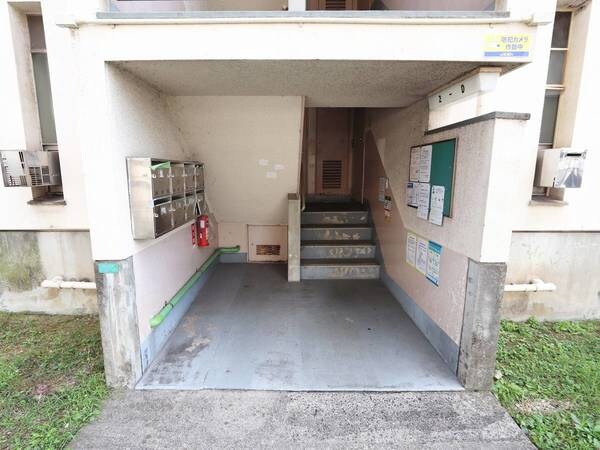 ビレッジハウス能島6号棟の物件外観写真