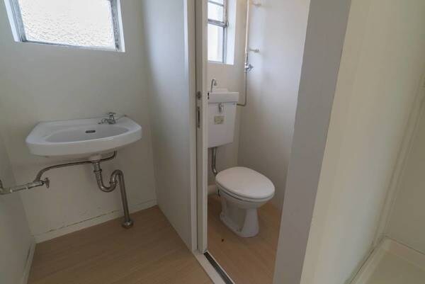 ビレッジハウス能島6号棟の物件内観写真