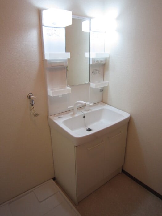 ハイカムール川口の物件内観写真