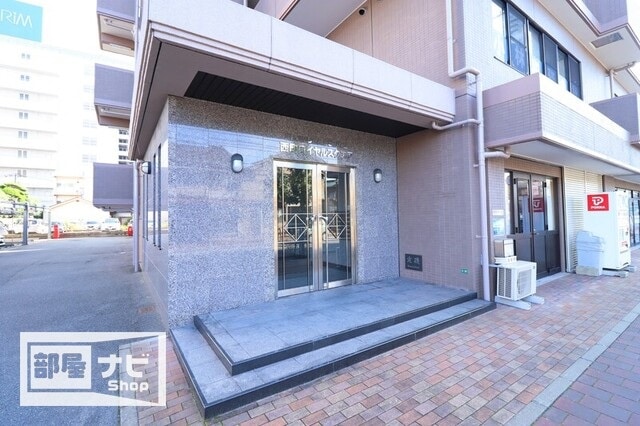 西町ロイヤルスクエアの物件外観写真