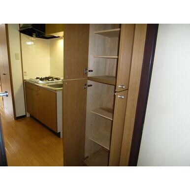 フルリール松浦の物件内観写真