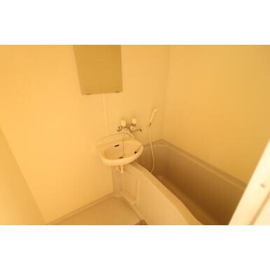 フルリール松浦の物件内観写真