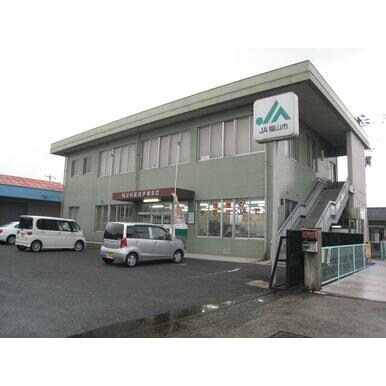 フルリール松浦の物件外観写真