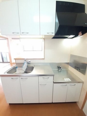 サニー　ヴィオラの物件内観写真