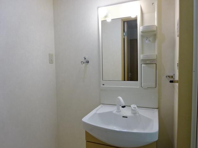 ウィスティリアの物件内観写真