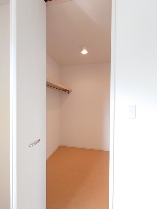 ファミーユ東手城　B棟の物件内観写真