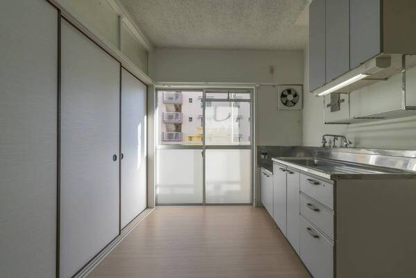 ビレッジハウス能島6号棟の物件内観写真