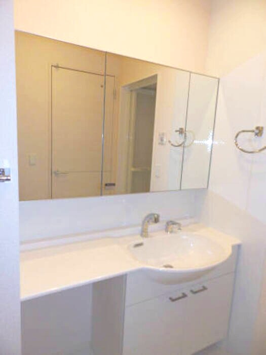 フェリーチェB棟の物件内観写真