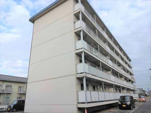 角内マンションの物件外観写真