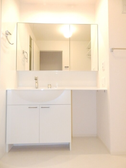 フェリーチェB棟の物件内観写真