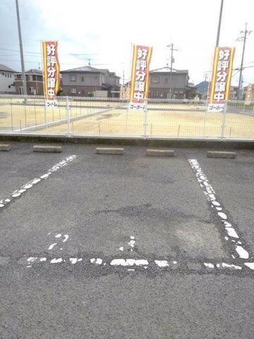 シュープ三条の物件外観写真