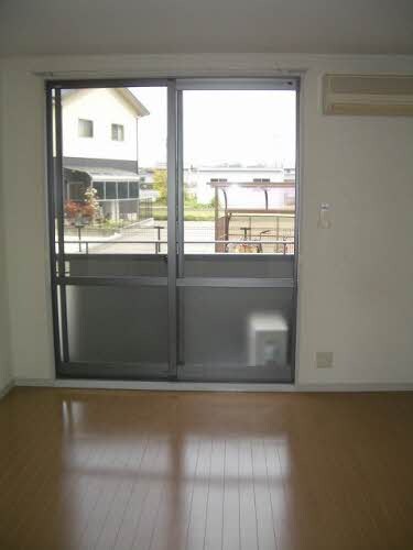 ファミール牟礼の物件内観写真