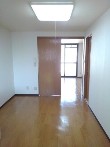 ローフィルドの物件内観写真