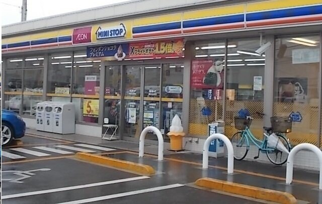 レクサス　Ｅの物件外観写真