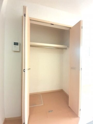 レクサス　Ｅの物件内観写真