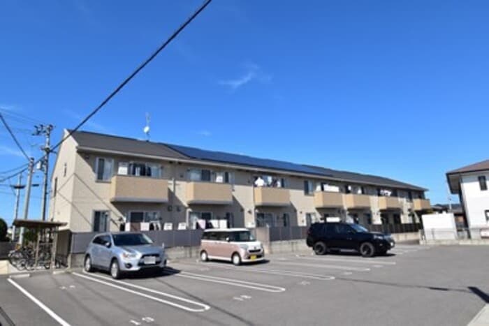 シャンゼリーゼの物件外観写真