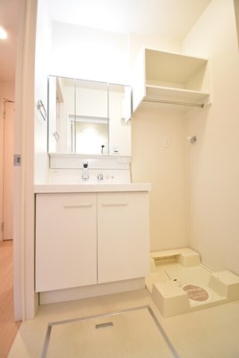 シャンゼリーゼの物件内観写真