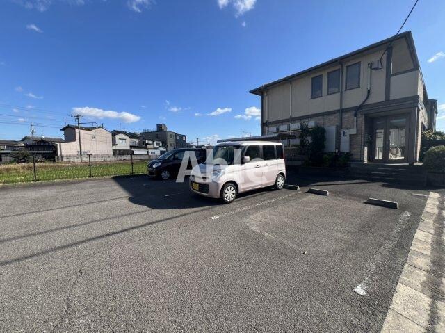 ユイマールガーデンⅢの物件外観写真