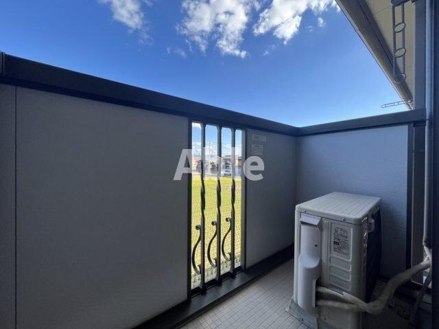 ユイマールガーデンⅢの物件内観写真