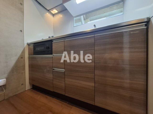 コリドール中央の物件内観写真