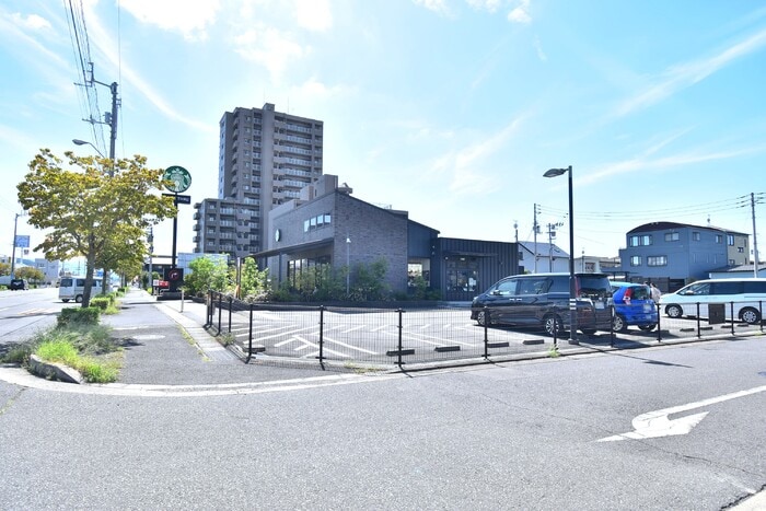 セレノアールAの物件外観写真