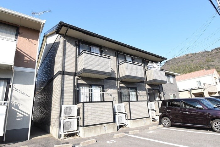 シャインポート屋島 F棟の物件外観写真