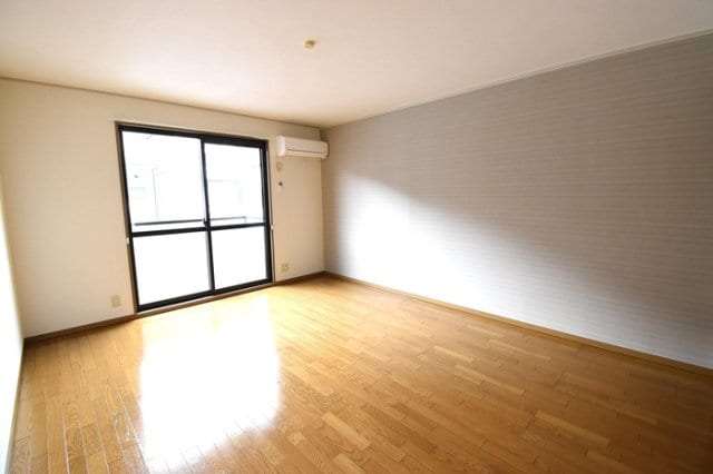 シャインポート屋島 F棟の物件内観写真