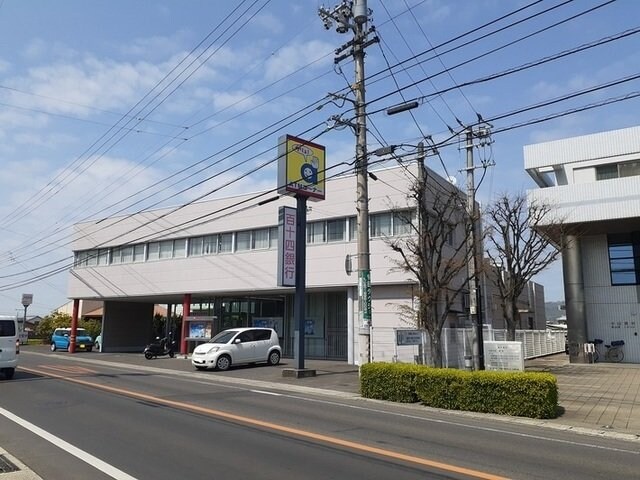 アベニール三木Ａの物件外観写真