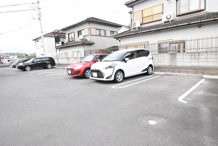 リビングタウン高松中央　Ｂ棟の物件外観写真