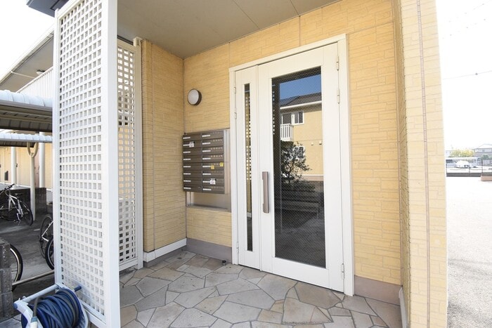 リビングタウン高松中央　Ｂ棟の物件外観写真