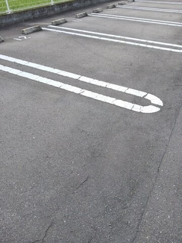 ジェネシスの物件外観写真