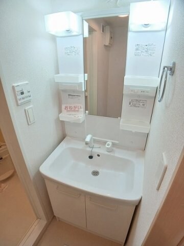 ジェネシスの物件内観写真