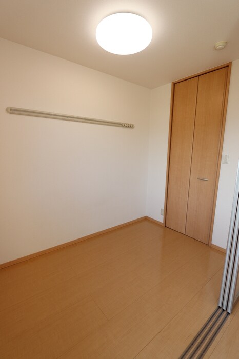 ユイマールガーデンⅢの物件内観写真