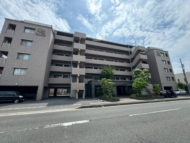 ロイヤルガーデン太田中央公園の物件外観写真