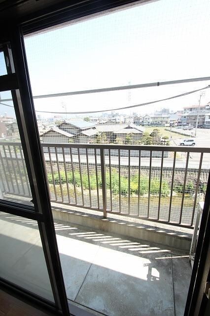 三条駅前ハイツの物件内観写真