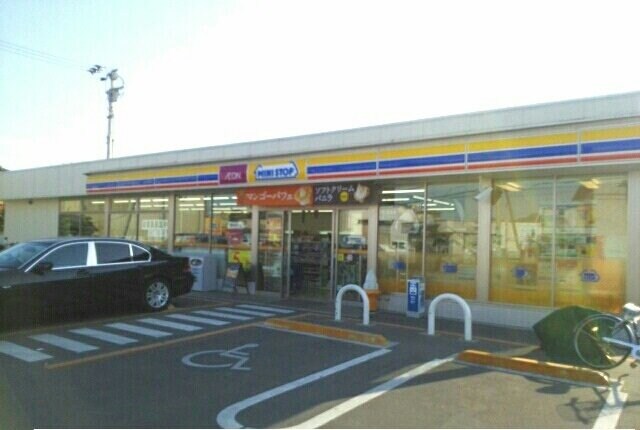 サンライズ元山の物件外観写真