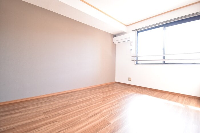 シャトレー西本Ⅱの物件内観写真