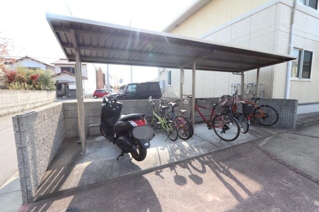 サンパティーク A棟の物件内観写真