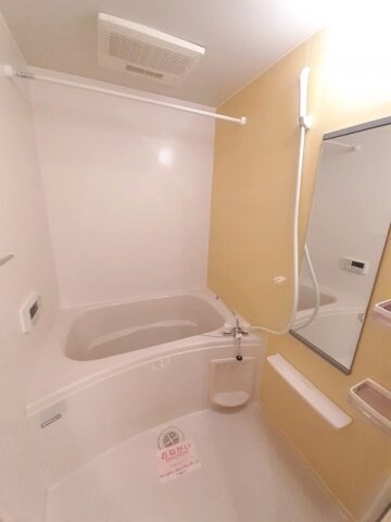 薔薇Ⅱの物件内観写真