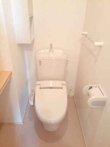 薔薇Ⅱの物件内観写真